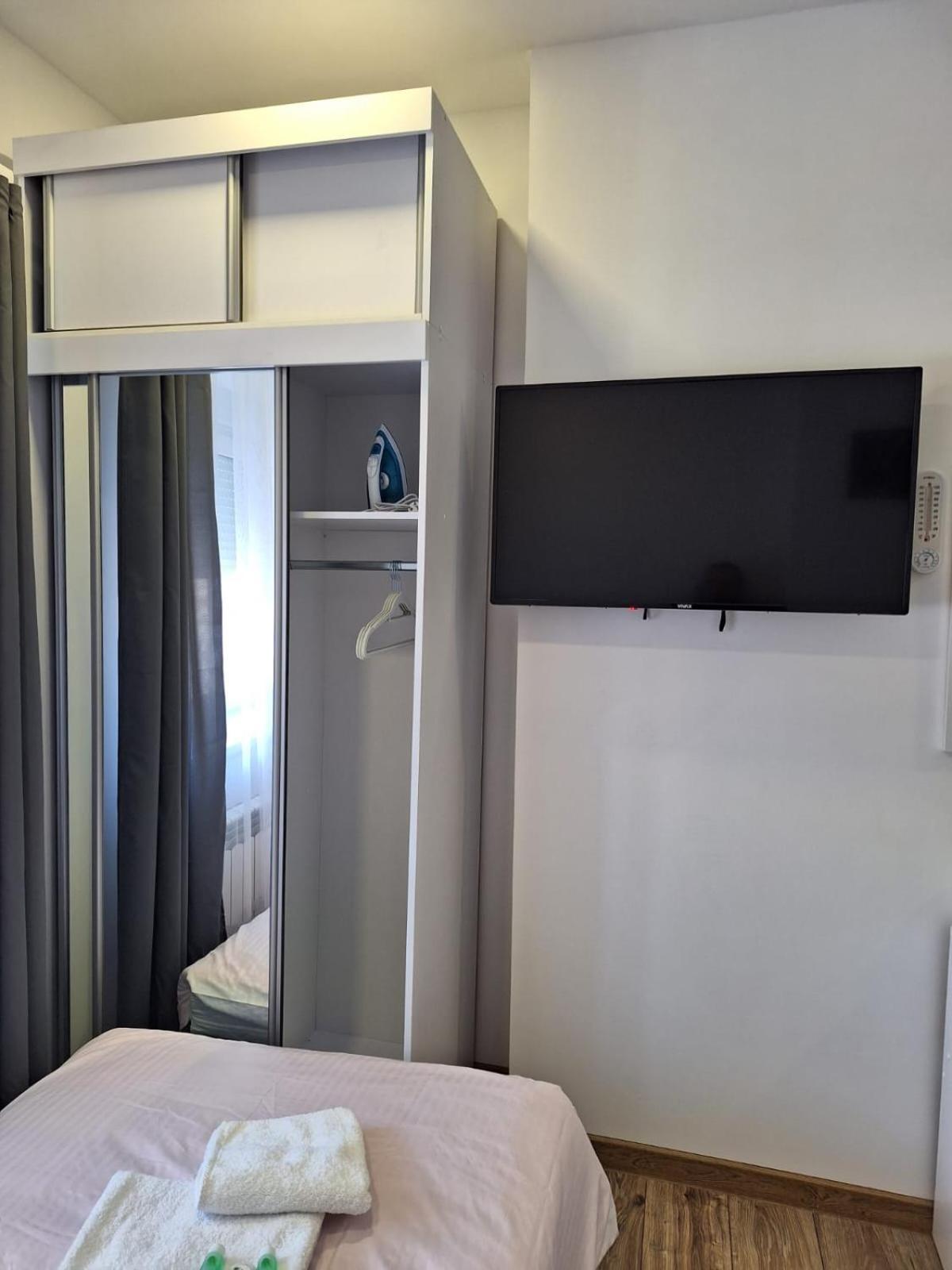 Comfort Stay, Ev, Parking Boleslawiec  Eksteriør billede