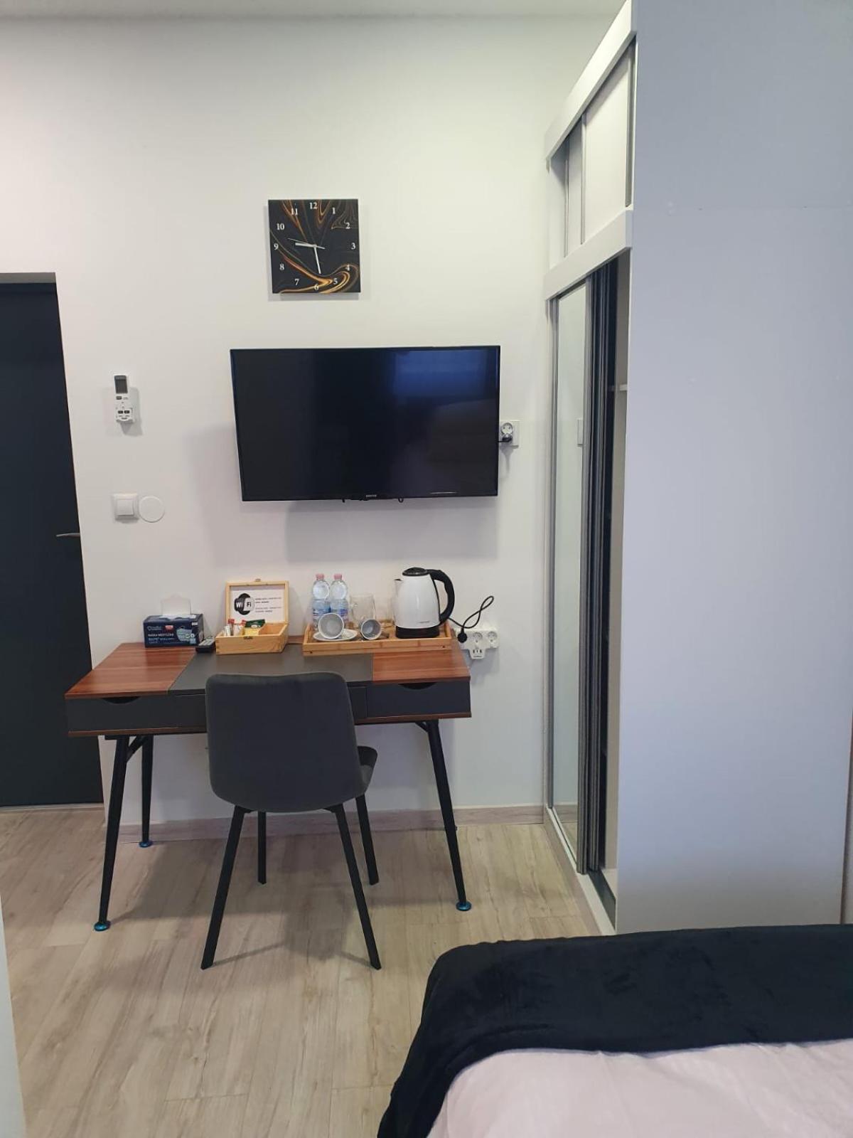 Comfort Stay, Ev, Parking Boleslawiec  Eksteriør billede