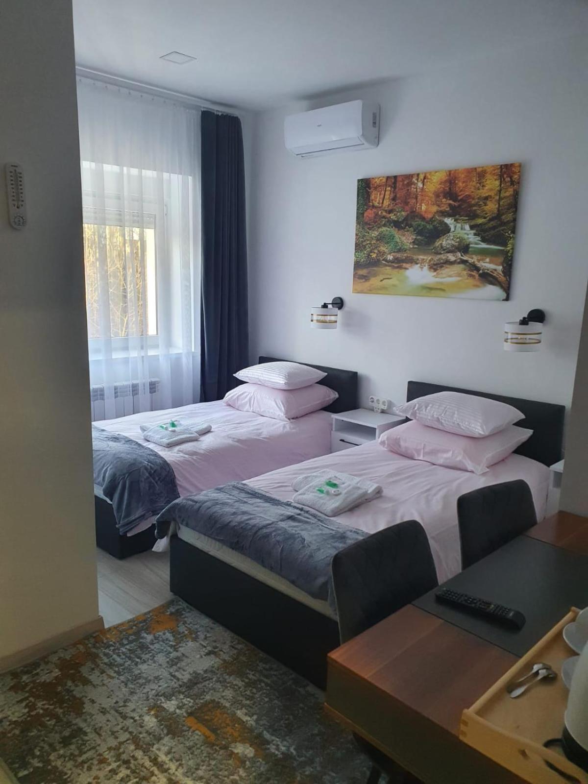 Comfort Stay, Ev, Parking Boleslawiec  Eksteriør billede
