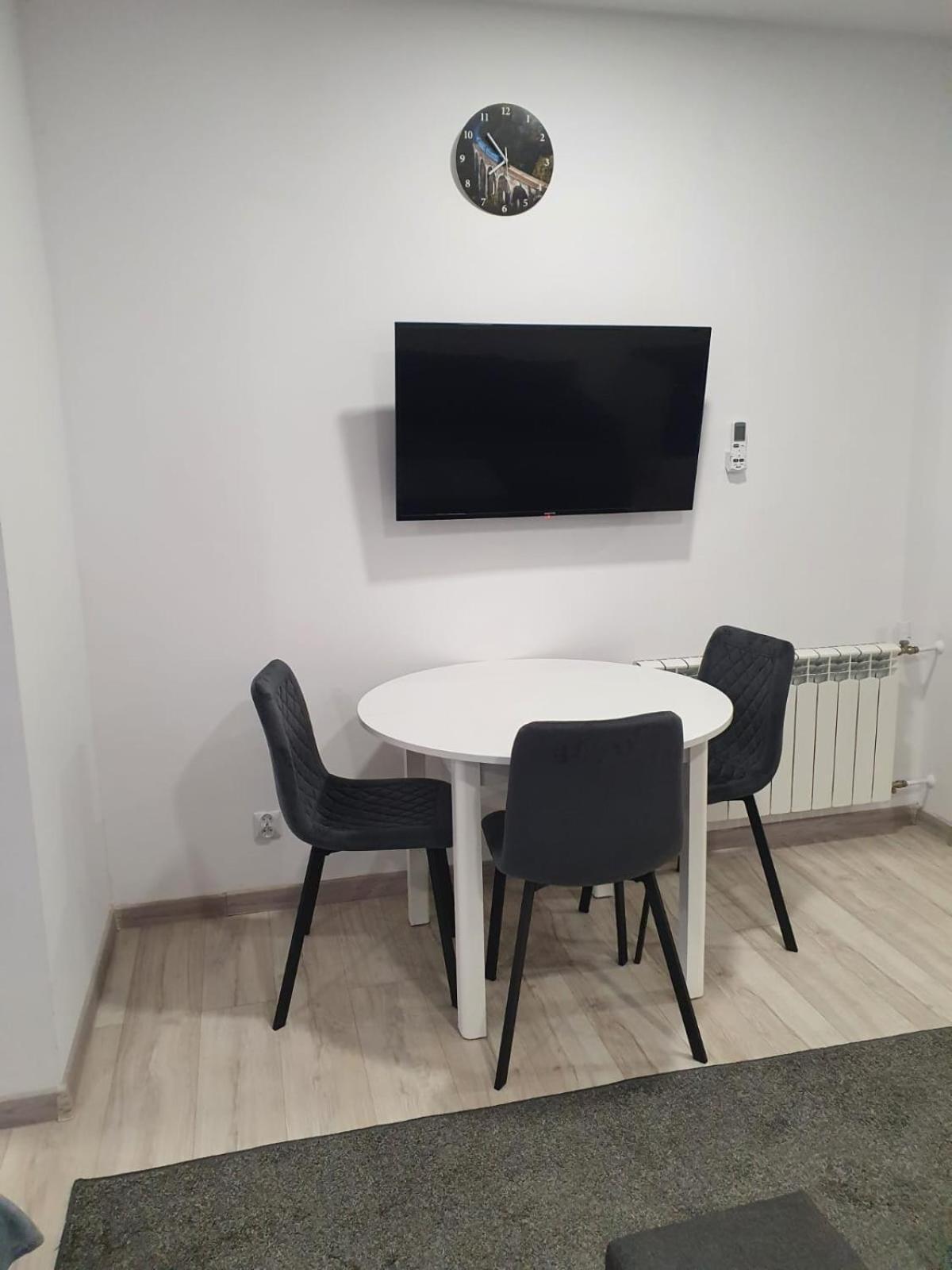 Comfort Stay, Ev, Parking Boleslawiec  Eksteriør billede