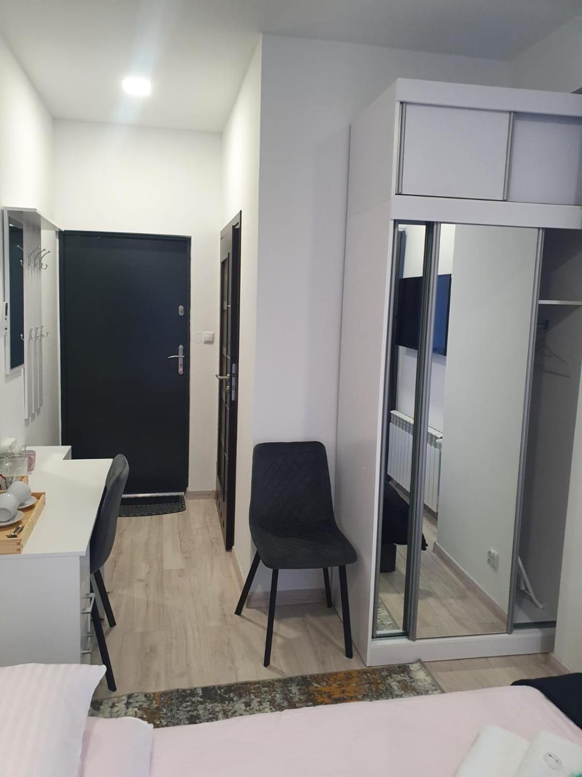 Comfort Stay, Ev, Parking Boleslawiec  Eksteriør billede